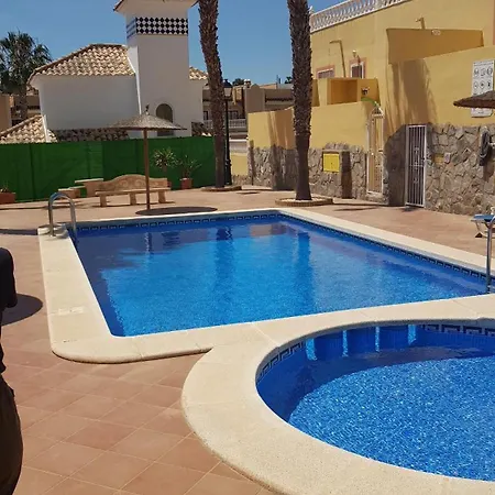 Casa Ludmilla * Dehesa de Campoamor (Orihuela Costa)